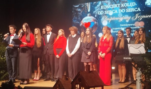 Koncert Kolęd “Od serca do serca” w wykonaniu Grupy Artystycznej LO w Janowie Lubelskim